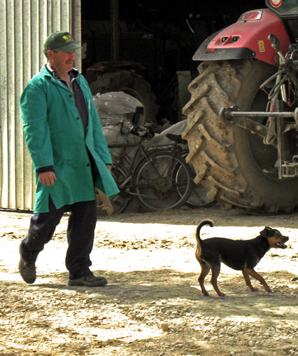 Rocky, la mascotte dell'azienda con Fosco Mecherini